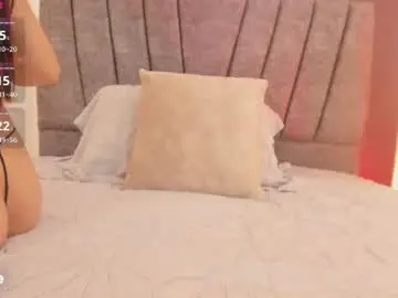 Carolaynee  live sex cam