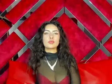 Chrisstin_foxx69  live sex cam