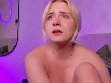 Dayicutie  live sex cam