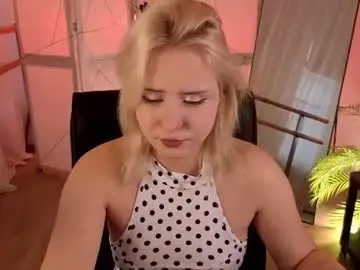 Dayicutie  live sex cam