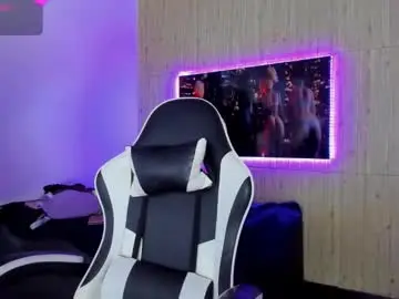 Dolly_boob  live sex cam