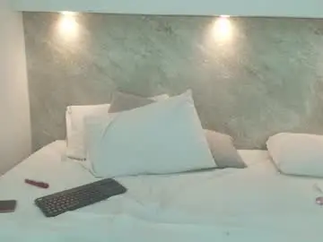 Emmy_lander1  live sex cam