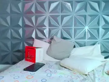 Emmy_lander1  live sex cam