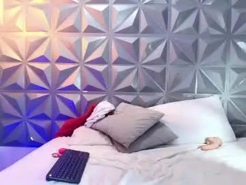 Emmy_lander1  live sex cam