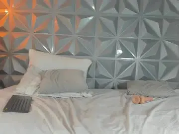 Emmy_lander1  live sex cam