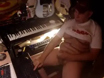 Johnfeelgood004  live sex cam