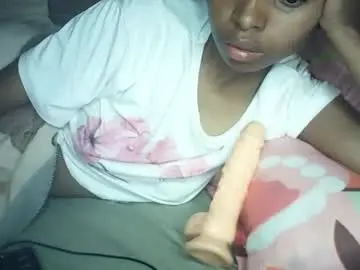 Marycutie1  live sex cam