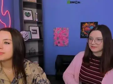 Nymiraa  live sex cam