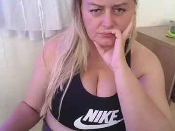 Pornbusty  live sex cam