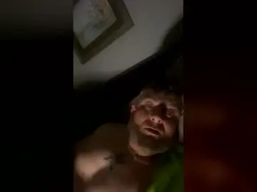 Useme8669suckme  live sex cam