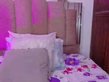 Andreasweet2  live sex cam