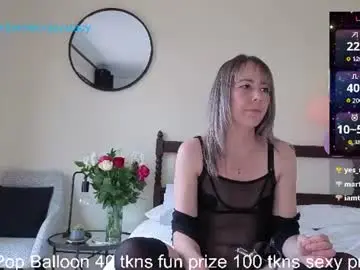 Crazy_ass_stacy  live sex cam
