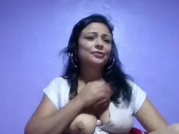 Daniela_love1  live sex cam