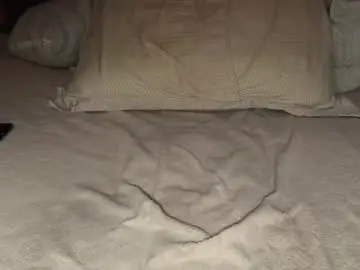 Ilona4u  live sex cam