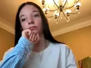 Leannagehrig  live sex cam