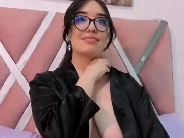 Ninameduxx  live sex cam