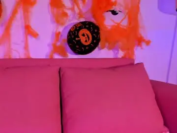 Ninameduxx  live sex cam