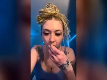Snowbunnyxo_  live sex cam