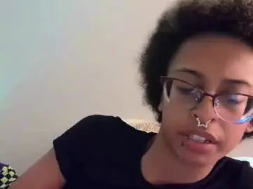 Swallowakn1fe  live sex cam
