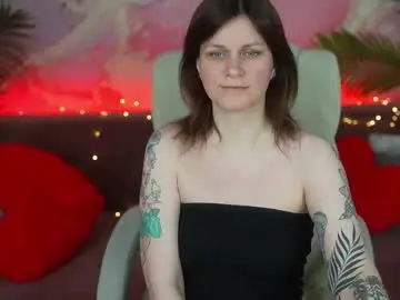 Tinamelt  live sex cam