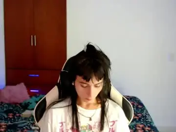 Amelieeeeeee  live sex cam