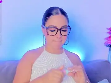 Ana_levi  live sex cam