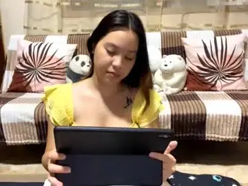 Beckielarbi  live sex cam