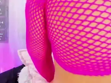 Channel_mills  live sex cam