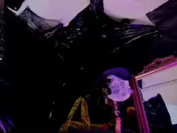 Channel_mills  live sex cam