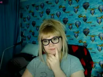 Ellabella36dd  live sex cam