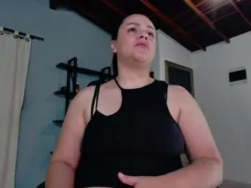 Hillary_12  live sex cam