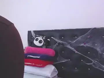 Kiarasexy69  live sex cam