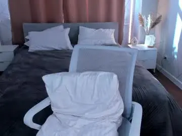 Kristi_kitss  live sex cam