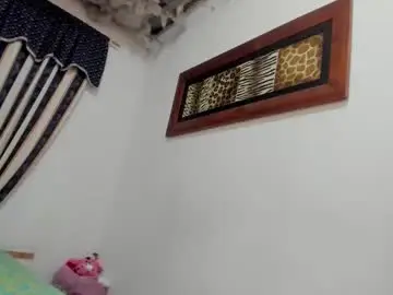 Lauu_g  live sex cam