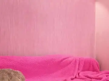 Littlearii  live sex cam