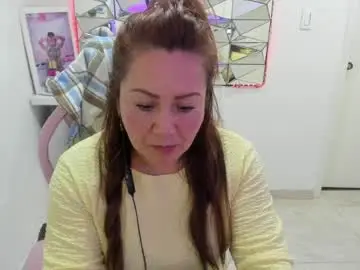 Mariana01_m  live sex cam