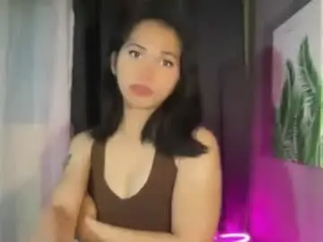 Mystickitty22  live sex cam
