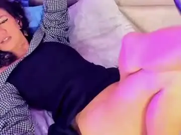 Nickollsaenz  live sex cam