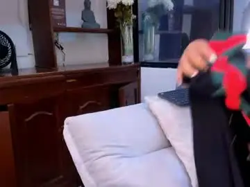 Zarulynn  live sex cam