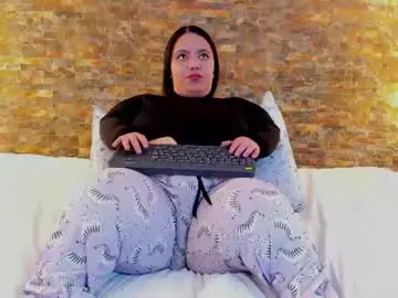 Adenile  live sex cam