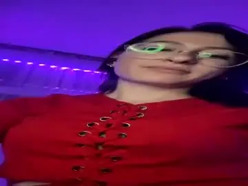 Aleidafox  live sex cam