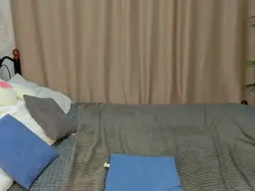 Ann_curt  live sex cam