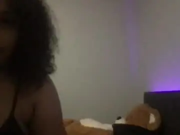 Bigmamapresh  live sex cam