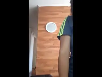 Emilycmich  live sex cam