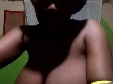 Juicybabe102874  live sex cam