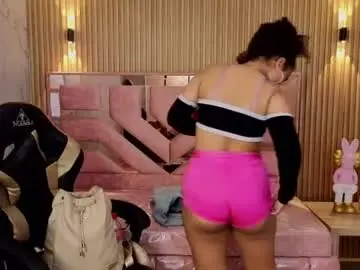 Latinavibe_s  live sex cam