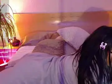 Maddiebumb  live sex cam