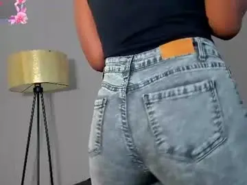 Mara_diazz  live sex cam