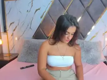 Sarayofficial  live sex cam