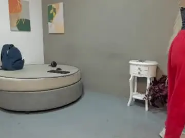 Scarlet_glow  live sex cam